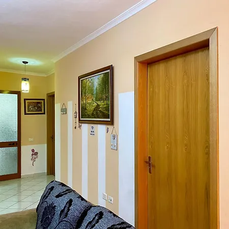 Tns Durres Apartamento *